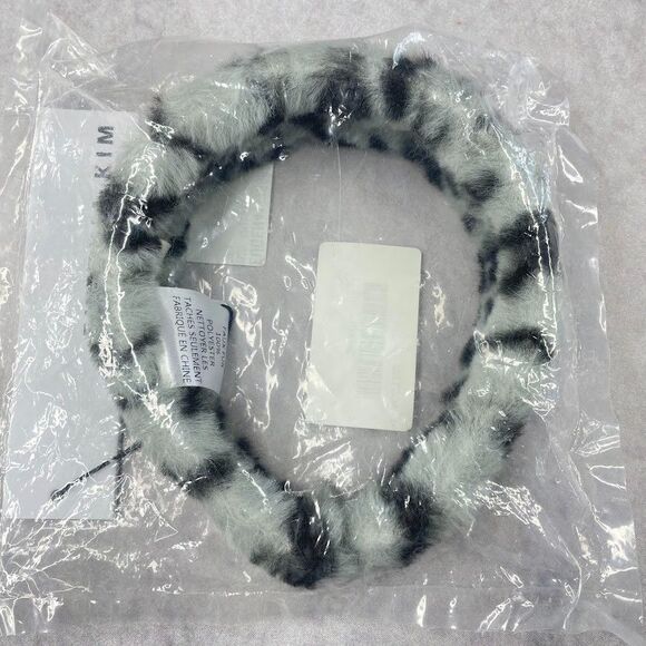 EUGENIA KIM Dora Faux Fur Headband Gray Leopard Womens Fake Fur Hair Band OS - Picture 2 of 10